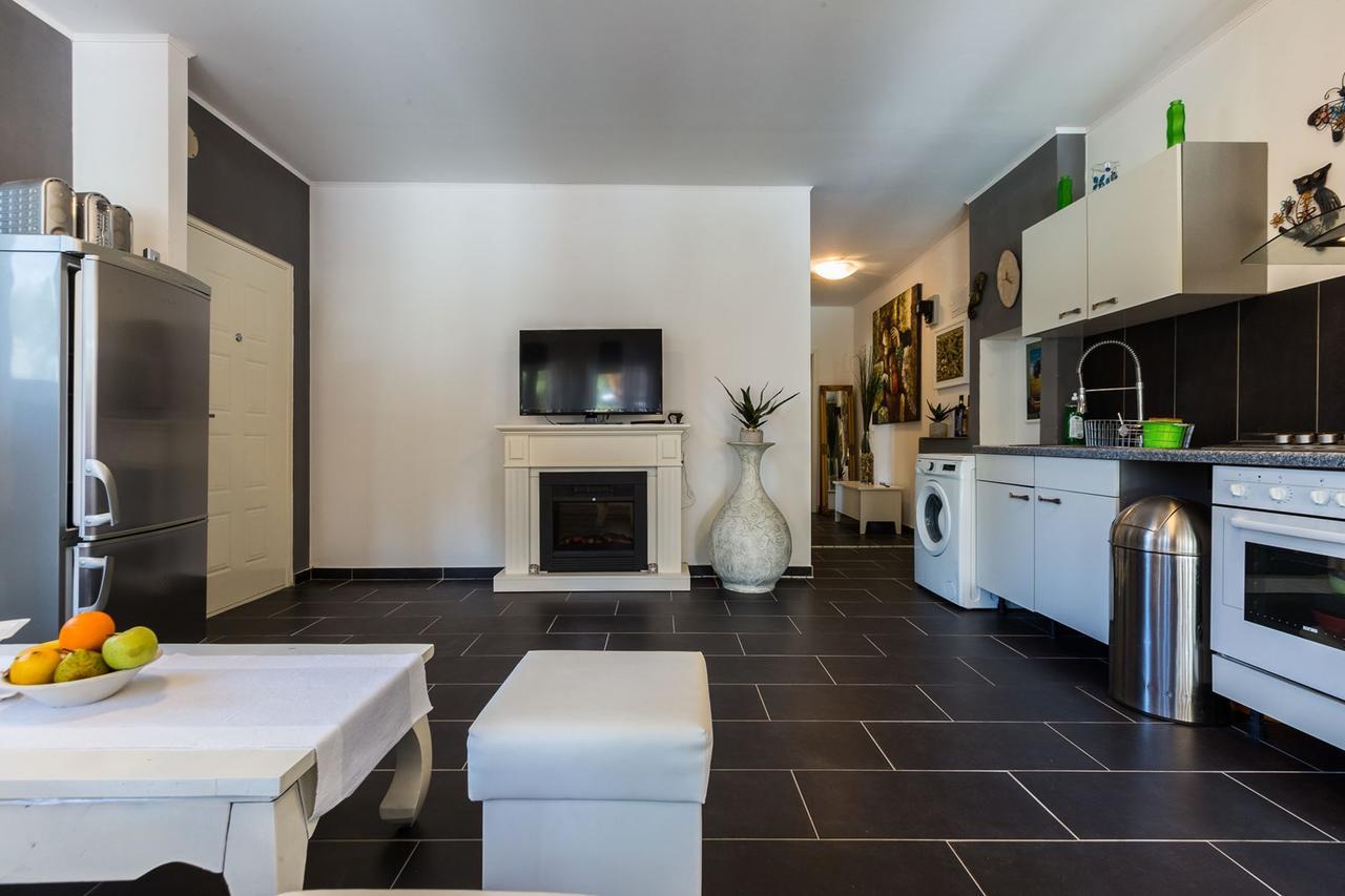 Holliday Home Maxdom Sukošan Εξωτερικό φωτογραφία